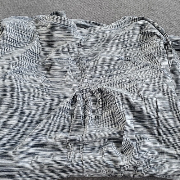 Lululemon long sleeve - Picture 2 of 2